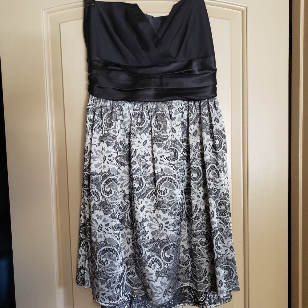 Nwt strapless dress
